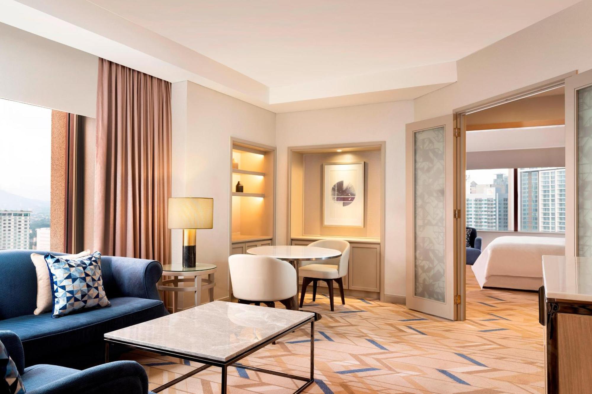 1 King Bed City View 1-Bedroom Suite,1398457049:JPEG